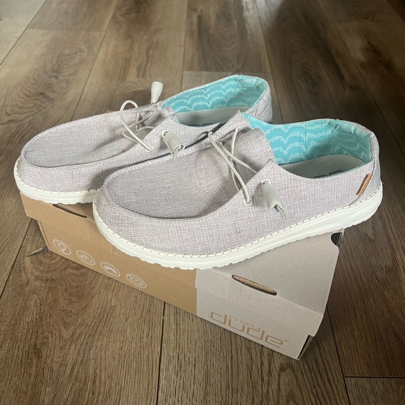 HEY DUDEs Wendy Chambray Beige Women’s Sz 10 - Picture 5 of 6